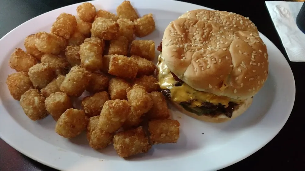 1 2 lb Bacon Cheeseburger with Toys